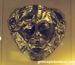 Gold funerary mask found in grave